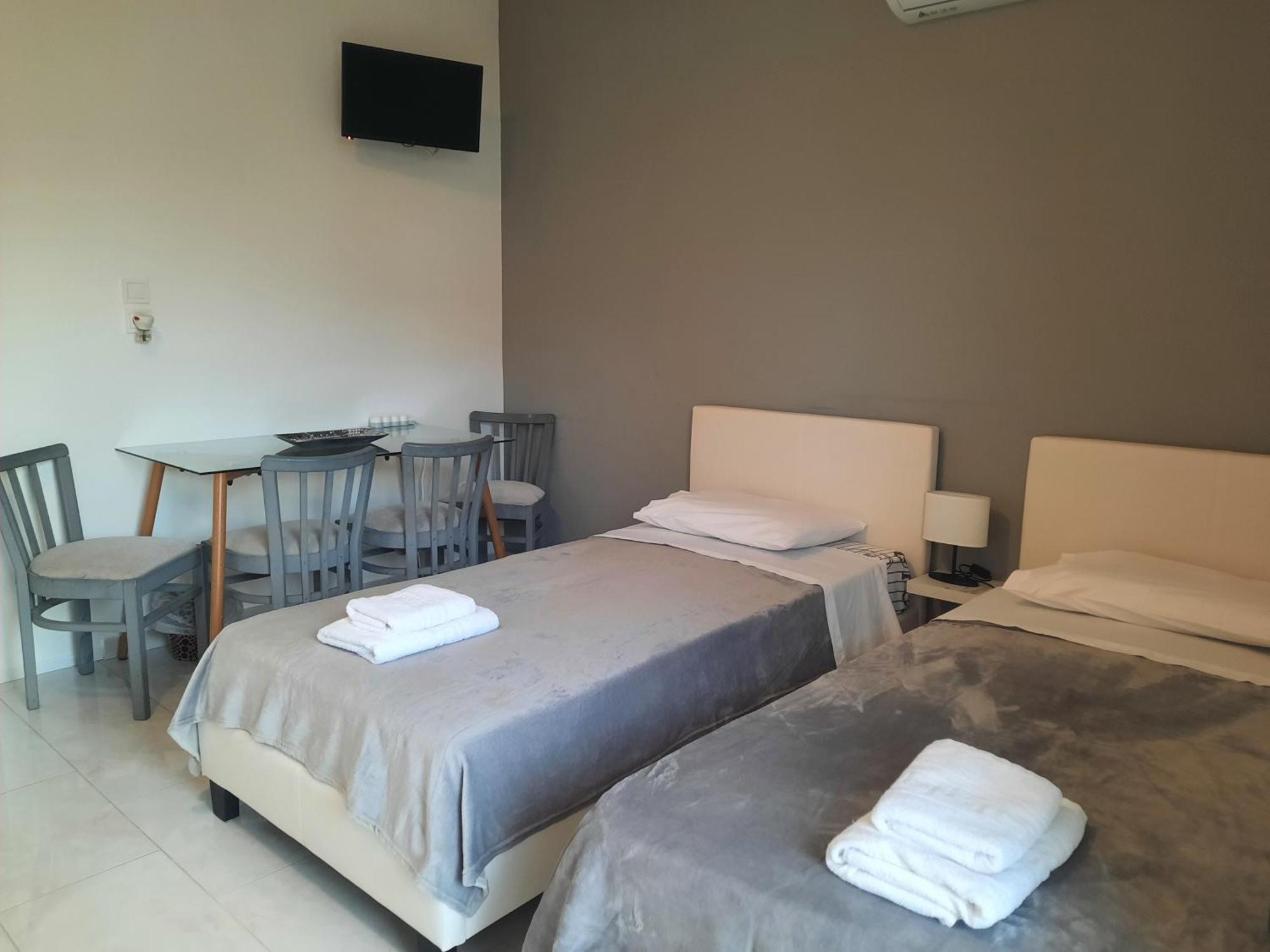 Galotel Agnoudas Near The Airport Markopoulo Mesogaias Bagian luar foto